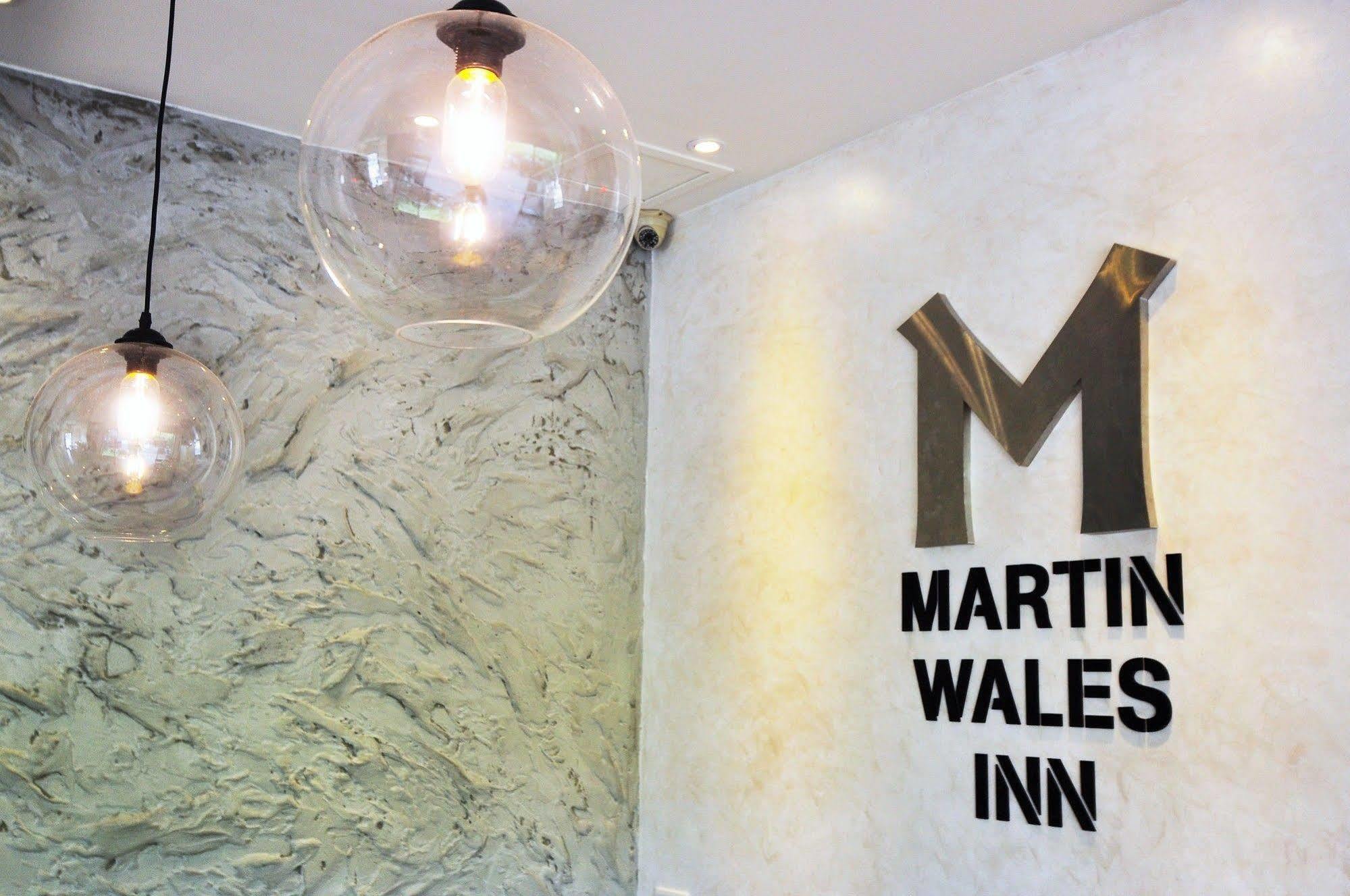 Martin Wales Inn Kenting Luaran gambar